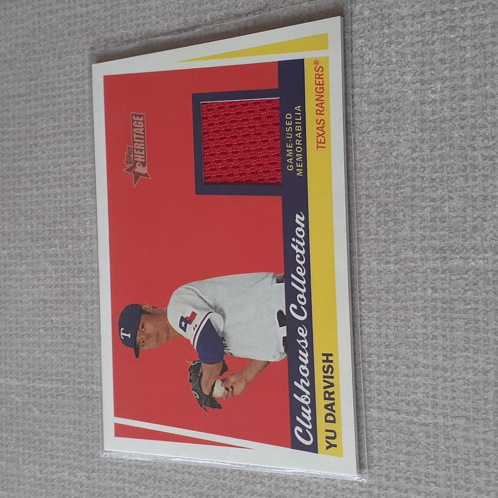 2016 Yu Darvish Texas Rangers Topps Heritage Clubhouse Collection Jersey Card